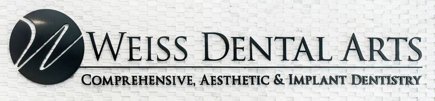 Weiss Dental Arts Logo