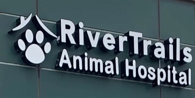 River Trails Animal Hospital Logo